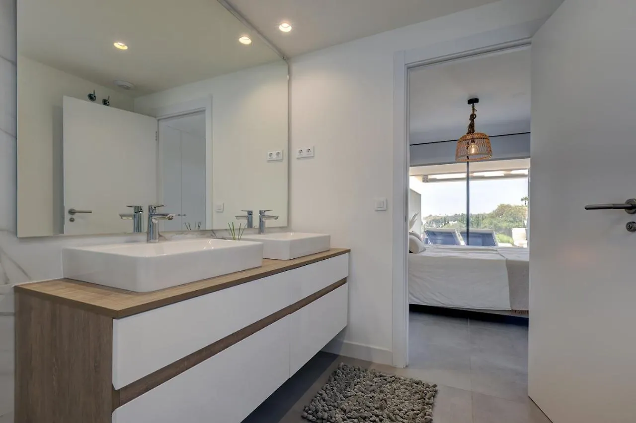 Apartamento Modern Highend Oasis W/Sea Views Estepona