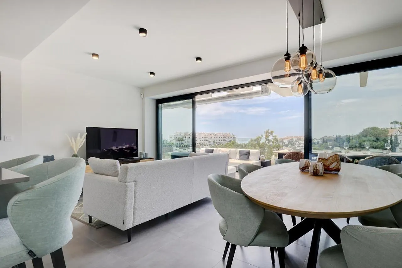 Apartamento Modern Highend Oasis W/Sea Views Estepona 0*,  España