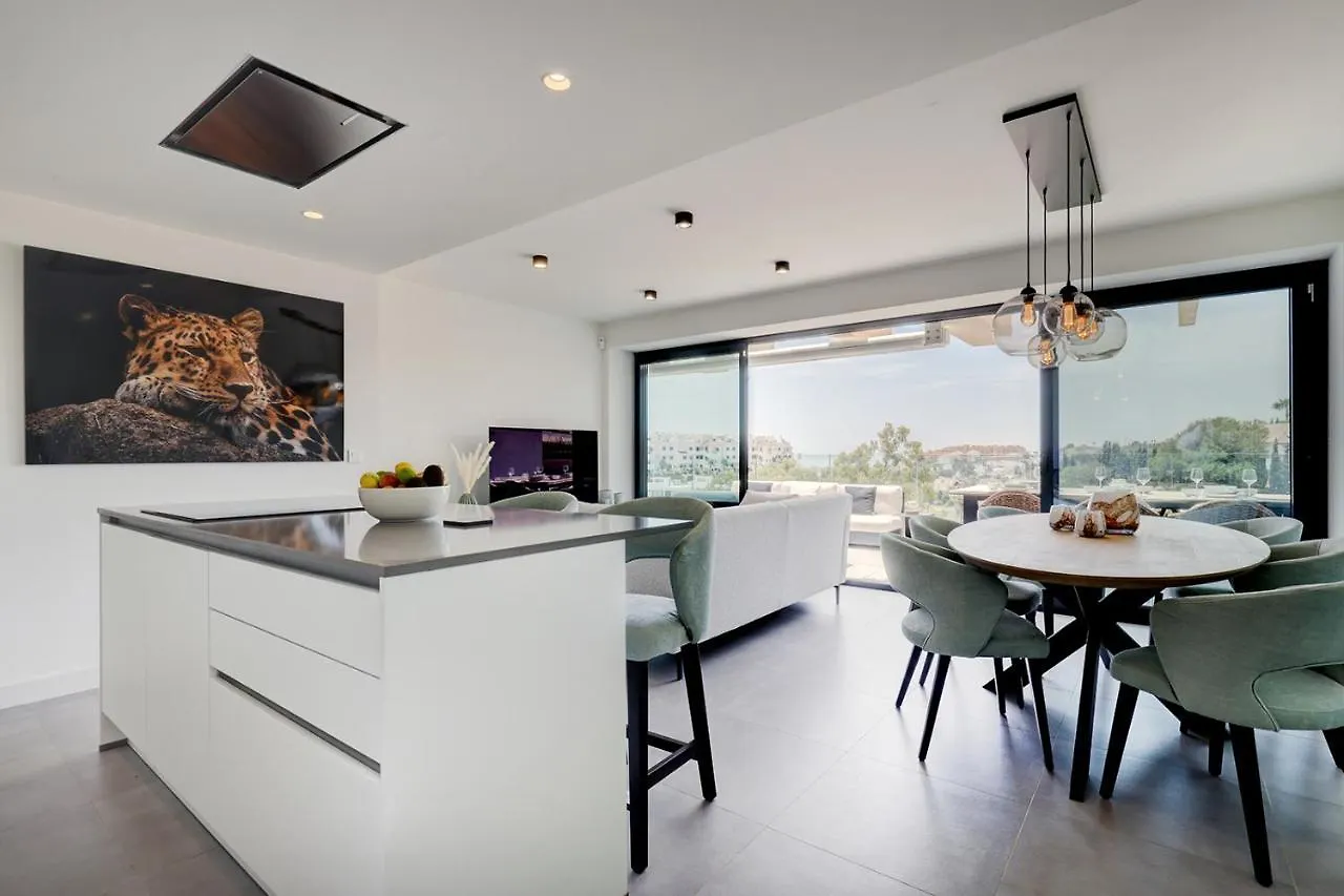 Apartamento Modern Highend Oasis W/Sea Views Estepona