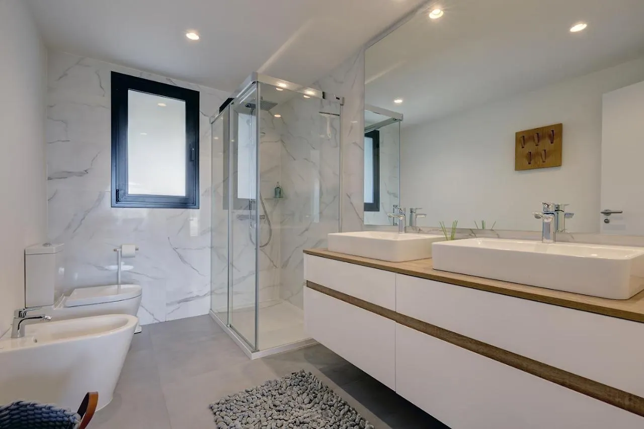 Modern Highend Oasis W/Sea Views Daire Estepona İspanya