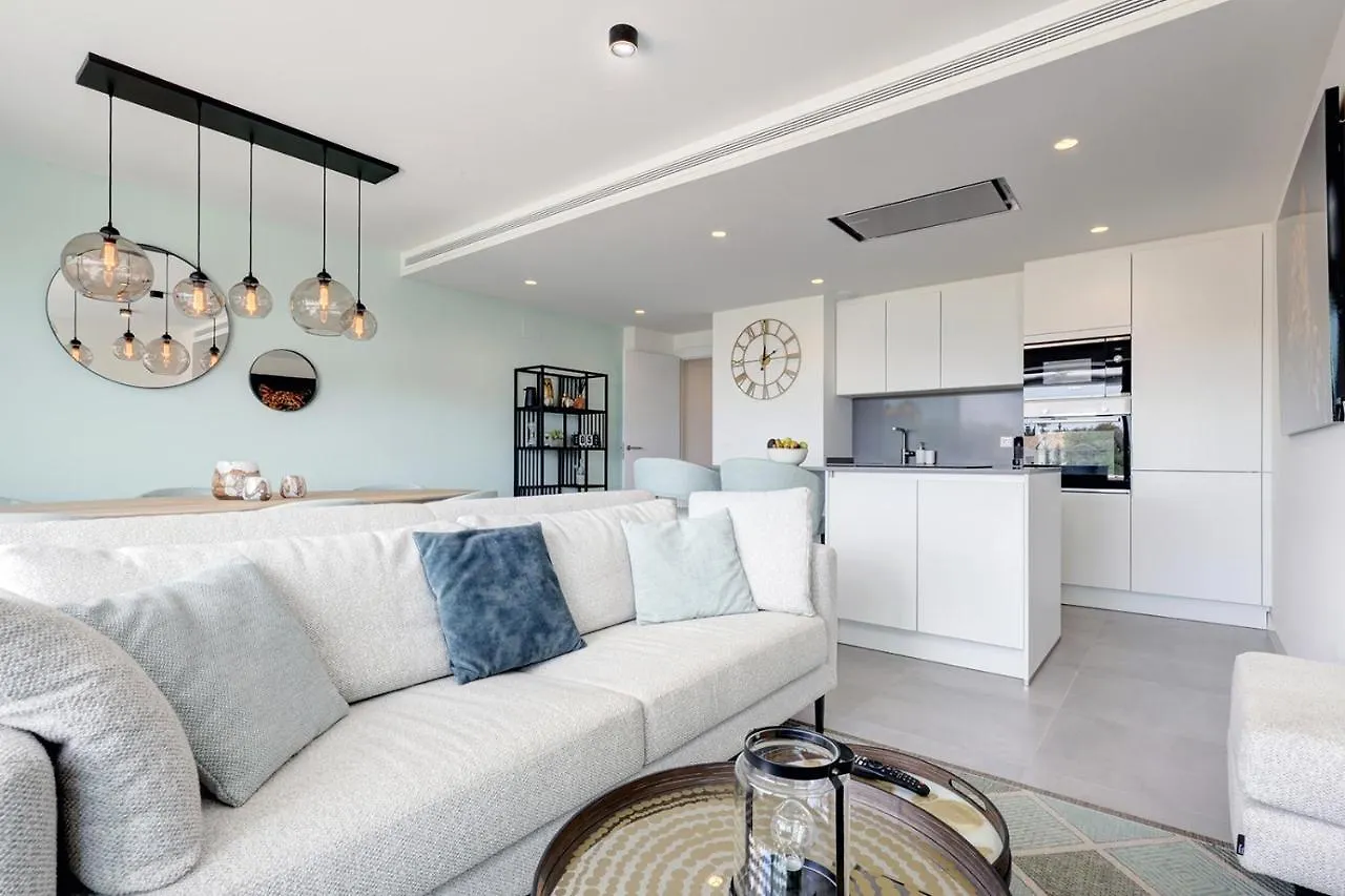 Apartamento Modern Highend Oasis W/Sea Views Estepona