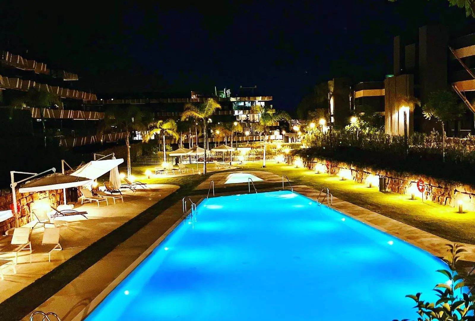 Apartamento Modern Highend Oasis W/Sea Views Estepona